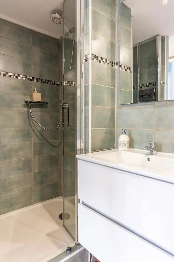 Bao Location: Central Couple's Retreat with Pet-Friendly Charm La Seyne-sur-Mer France